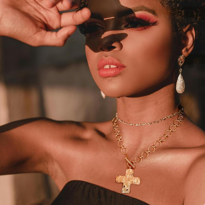 The Eternal Hammered Necklace